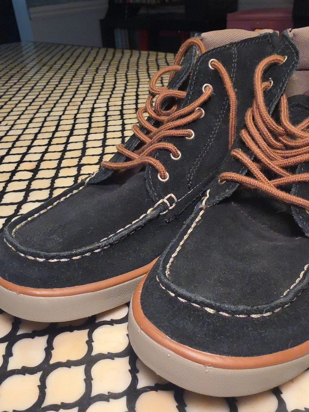 Eddie Bauer Women's Moc Toe Boots sz 9 NWOT Chukka boot